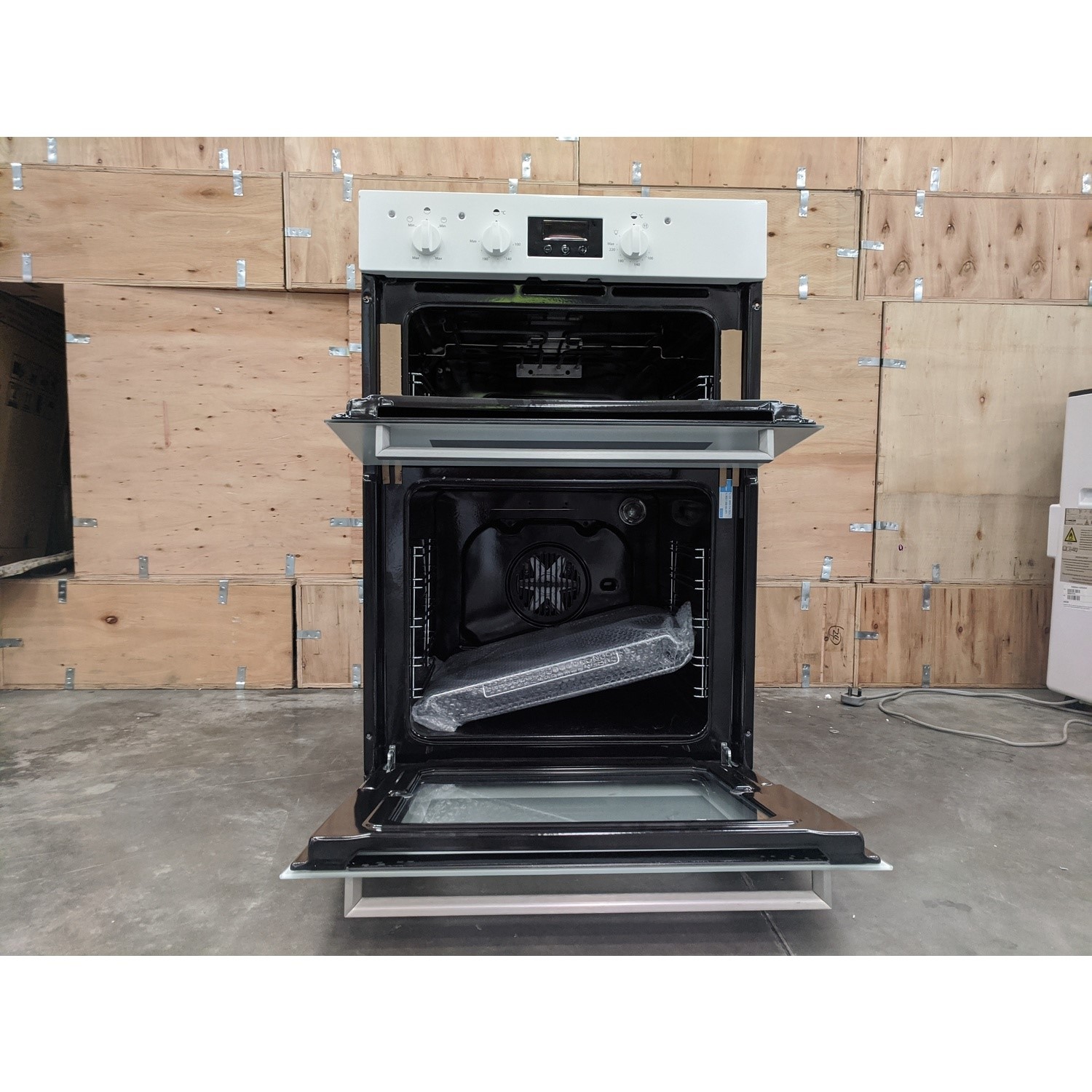 Refurbished Indesit IDD6340WH Aria Electric Built In Double Oven White