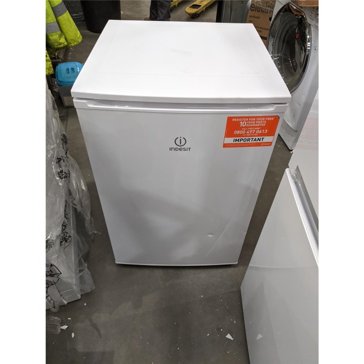 Refurbished Indesit I55VM1110WUK1 Freestanding 104 Litre Fridge White