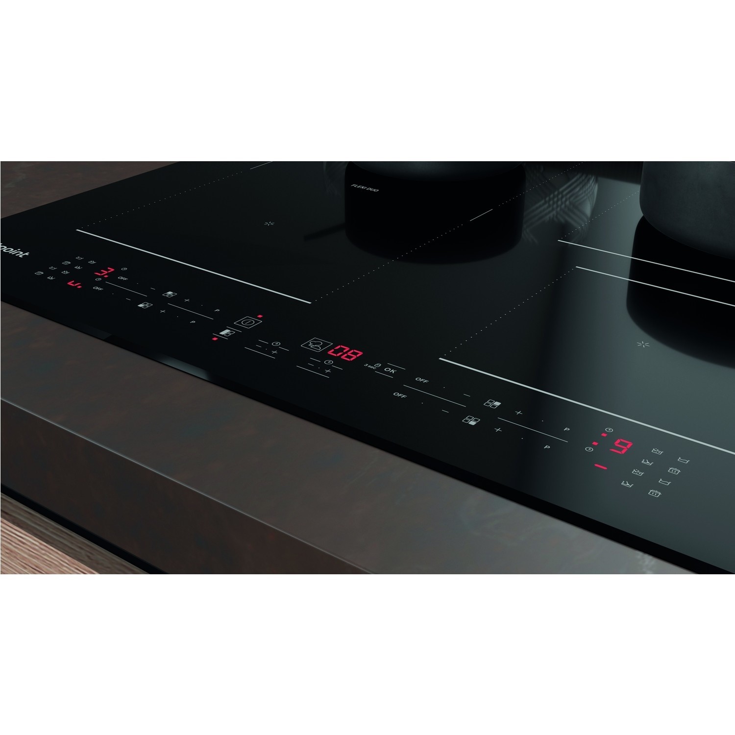 Hotpoint 59cm 4 Zone Induction Hob with Flexi Zone TB7960CBF