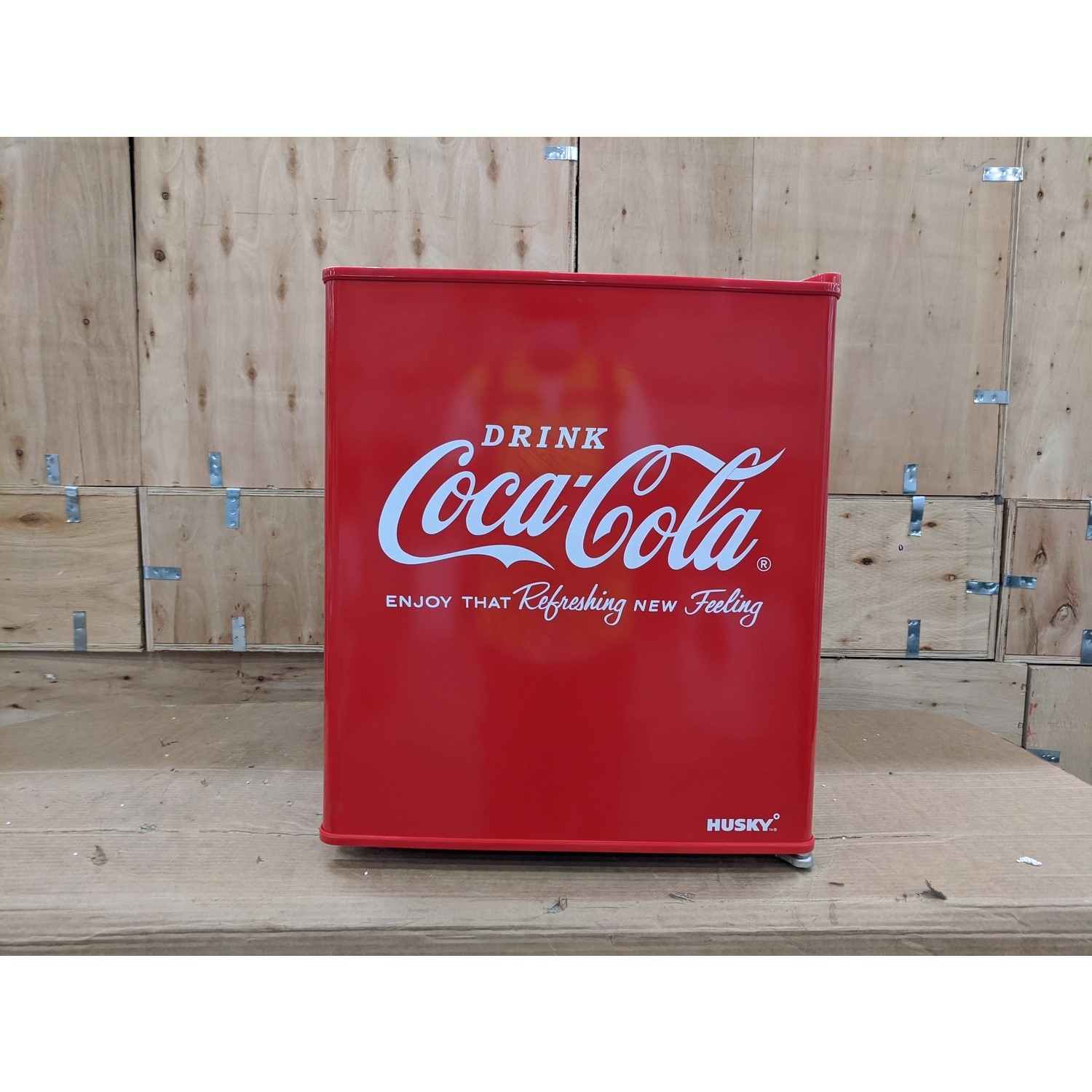 Refurbished Husky EL196 Mini Fridge/Drinks Cooler Coca Cola 78051026/1