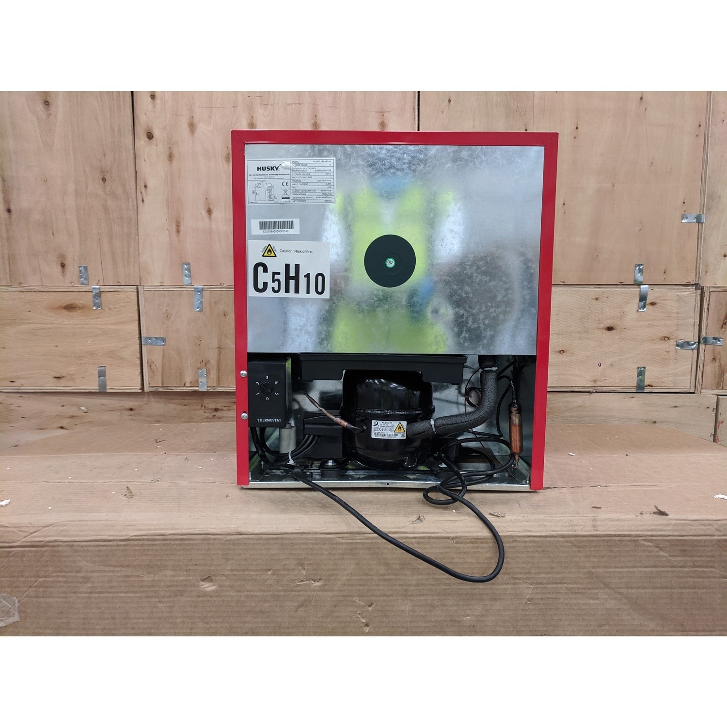 Refurbished Husky EL196 Mini Fridge/Drinks Cooler Coca Cola 78051026/1