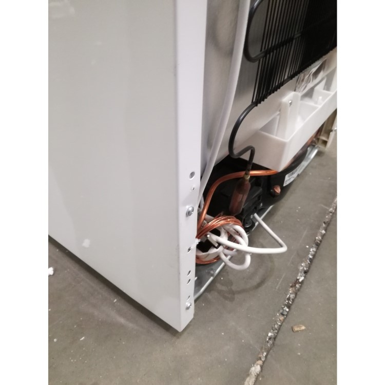 Refurbished Hotpoint H55ZM1110W1 84x54cm 102L Under Counter Freestanding Freezer White