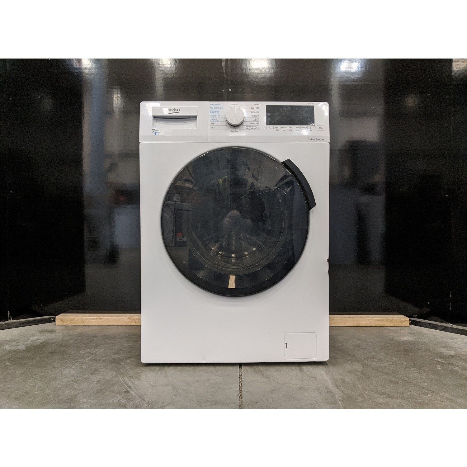 Refurbished Beko WDL742431W Smart Freestanding 7/4KG 1200 Spin Washer