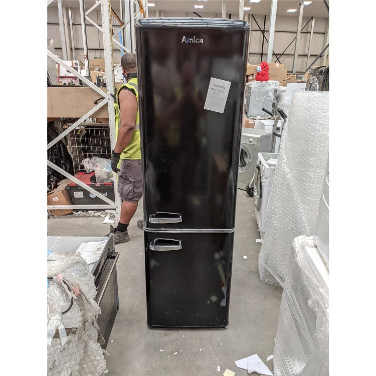 Refurbished Amica FKR29653B Freestanding 244 Litre 70/30 Frost Free Fridge Freezer