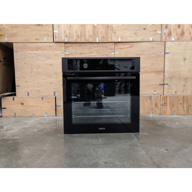 Refurbished Zanussi Series 20 ZOCND7K1 60cm Single Built In Electric Oven Black