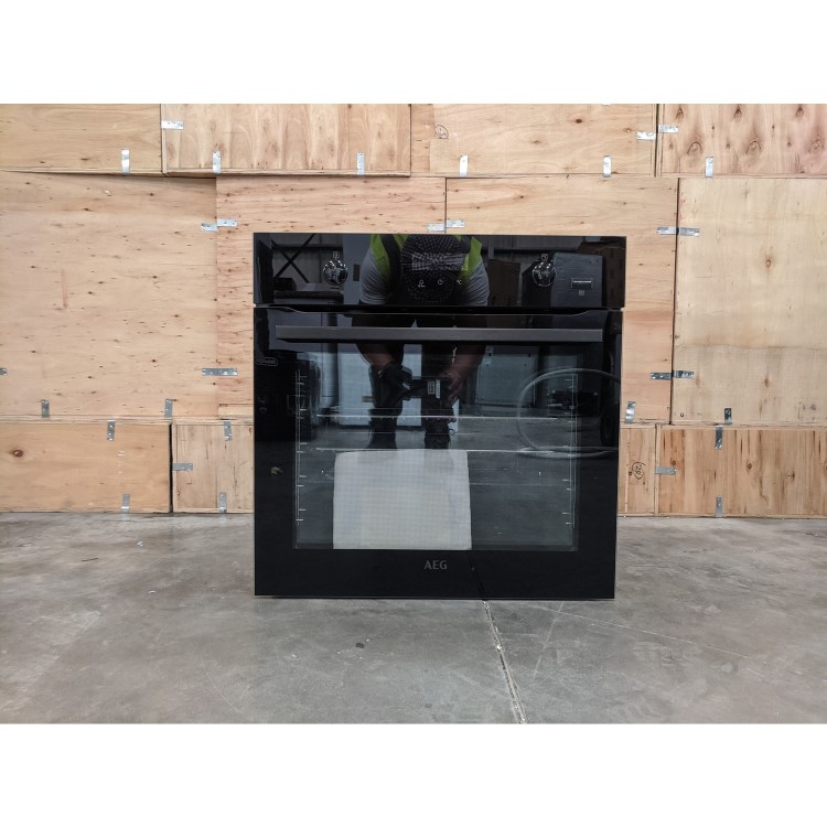 Refurbished AEG BPE556220B 60cm Single Built In Electric Oven