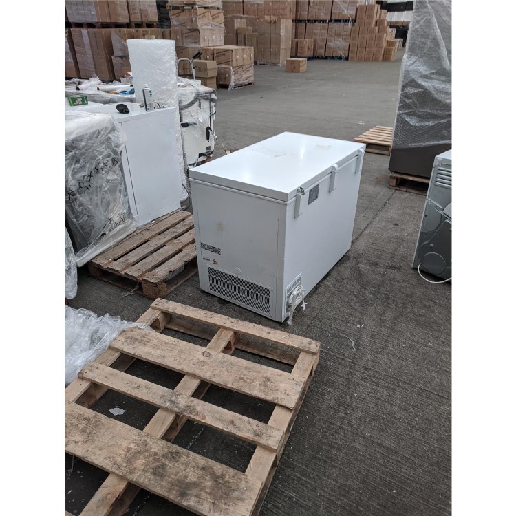Refurbished electriQ 300 Litre Chest Freezer 67cm Deep  112cm Wide - White