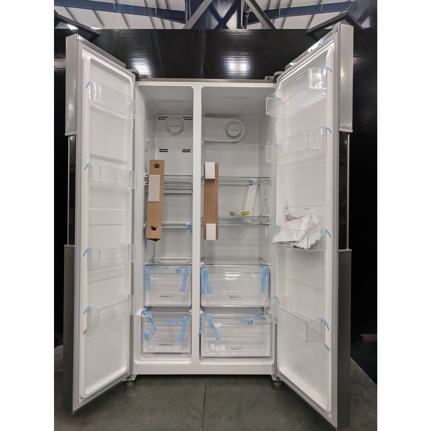 Refurbished Hoover HHSBSO6174XK Freestanding 521 Litre 70/30 Frost Free