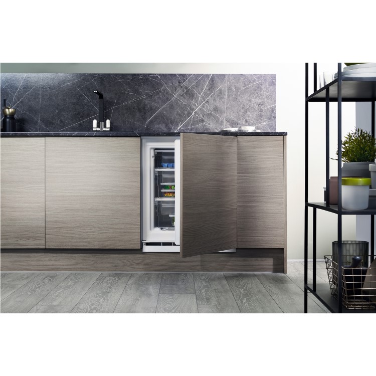 Hotpoint HZA1UK Aquarius 91 Litre Integrated Under Counter Freezer  60cm Wide - White