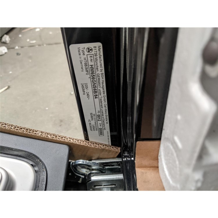 Refurbished Siemens HM656GNS6B 60cm Single Built In Electric Oven