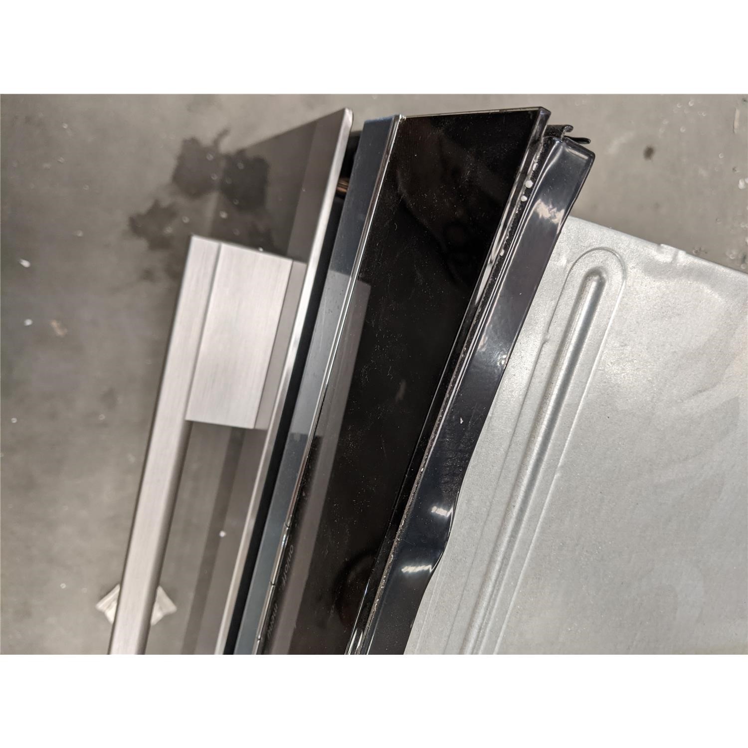 Refurbished Siemens HM656GNS6B 60cm Single Built In Electric Oven