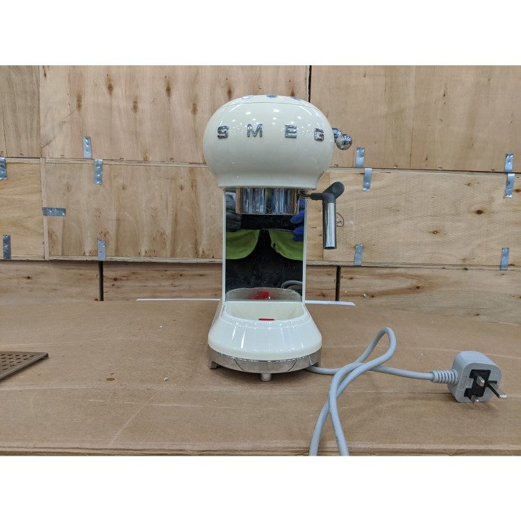 Refurbished Smeg ECF01CRUK Retro Style Espresso Machine Cream