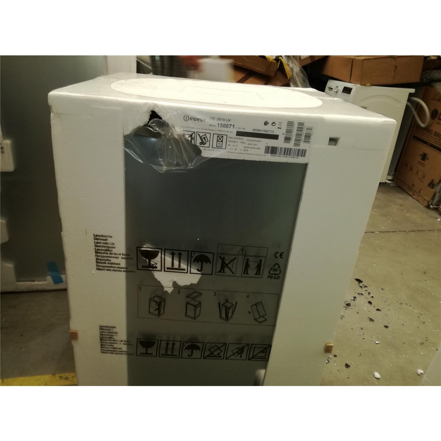 Indesit die2b19uk on sale fully integrated dishwasher