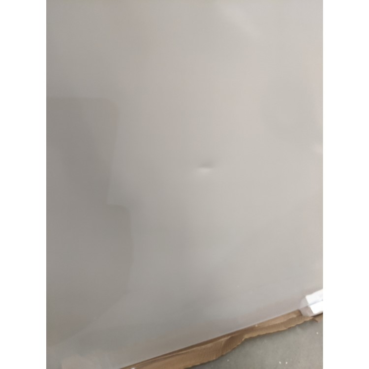 Refurbished Beko CF1100APW 298 Litre Chest Freezer 75cm Deep 110cm Wide - White