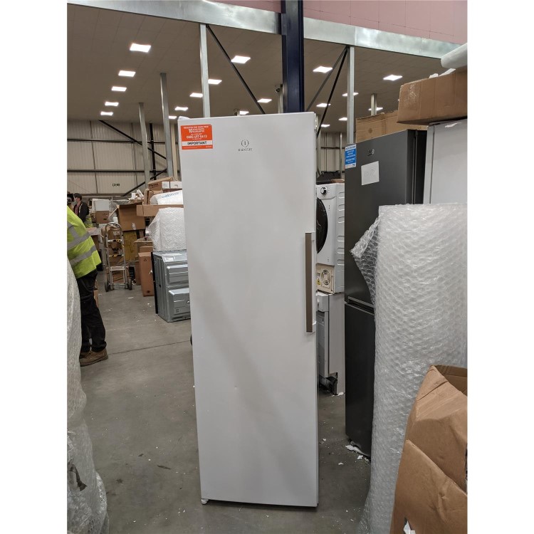 Refurbished Indesit UI8F1CWUK1 260 Litre Tall Freestanding Freezer White