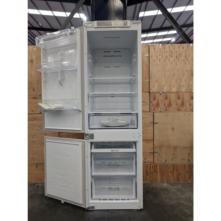 Refurbished Samsung BRB260000WW Integrated 268 Litre 70/30 Upright Frost Free Fridge Freezer