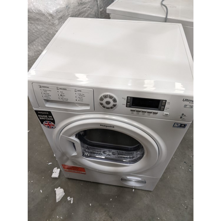 Refurbished RADE A3 - HOTPOINT SUTCD97B6P Ultima 9kg Freestanding Condenser Tumble Dryer -White