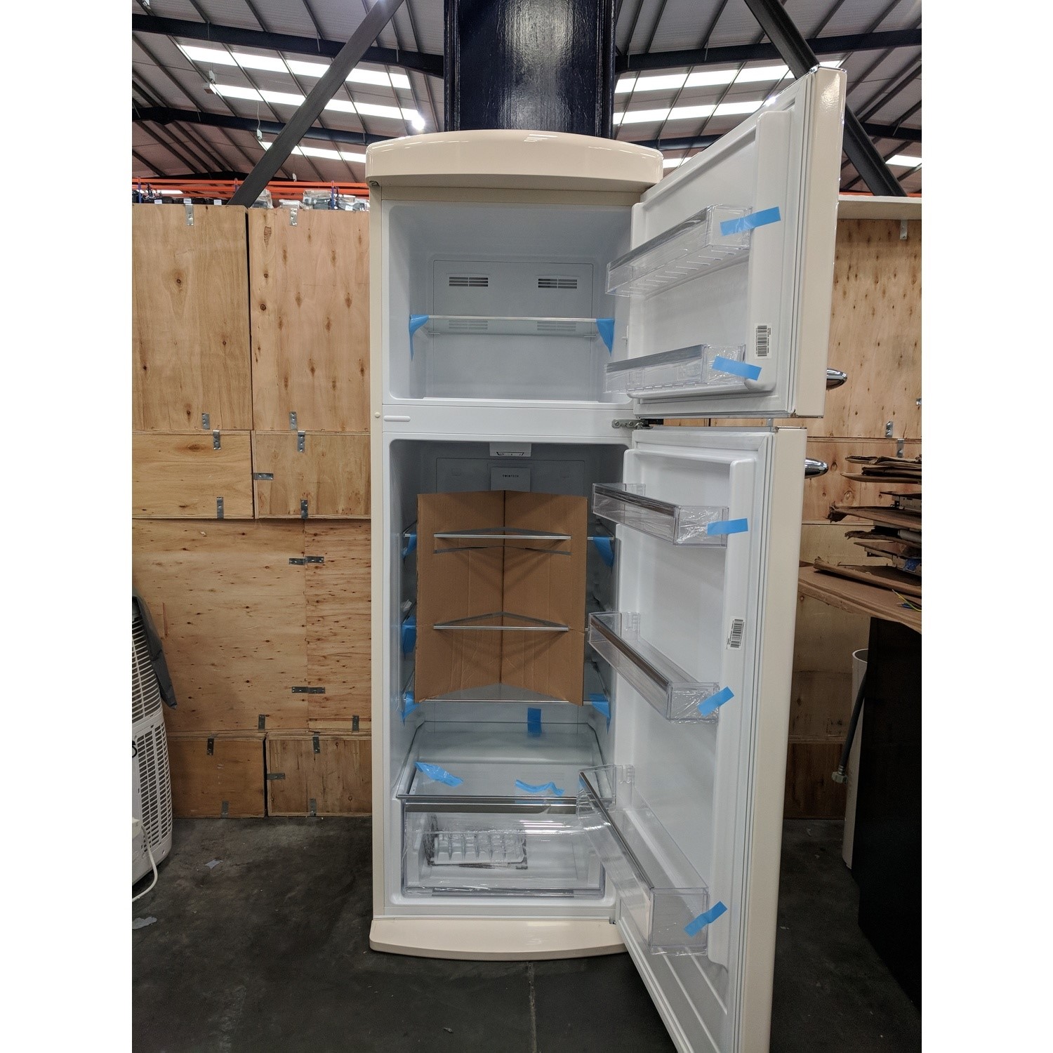 Refurbished Zanussi Retro 80/20 Freestanding Fridge Freezer