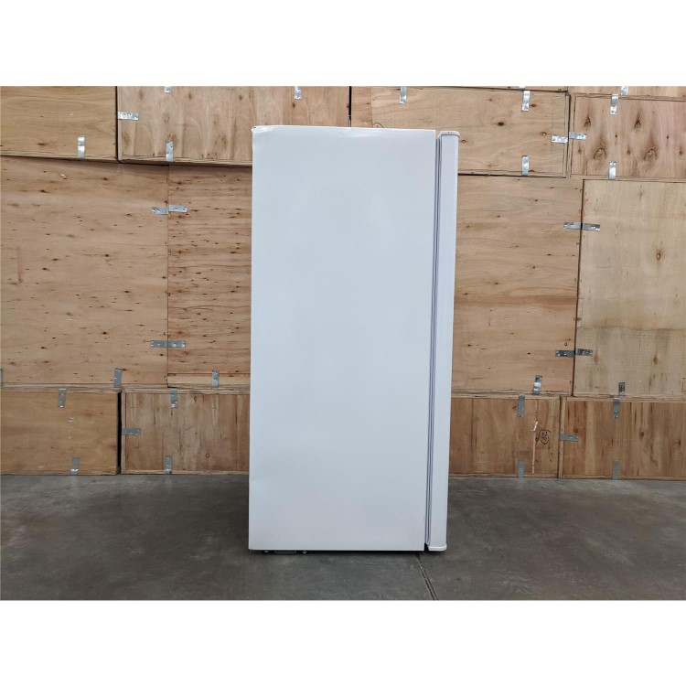 GRADE A3 - electriQ 62 Litre Freestanding Under Counter Fridge with Ice Box  84.5cm Tall 45cm Wide - White