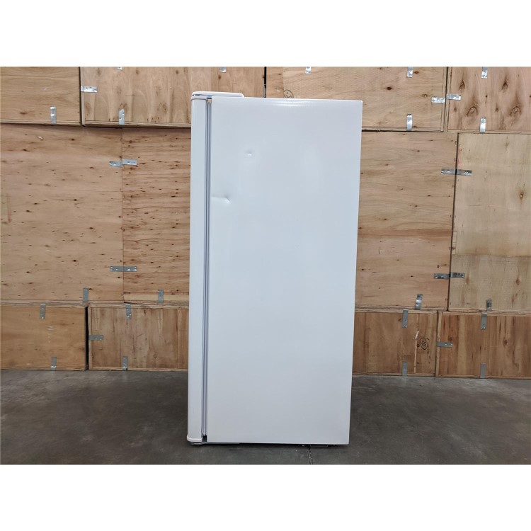 GRADE A3 - electriQ 62 Litre Freestanding Under Counter Fridge with Ice Box  84.5cm Tall 45cm Wide - White