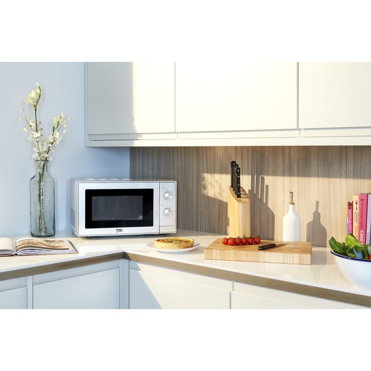 Refurbished Beko MOC20100S Built In 20L 700W Microwave Silver