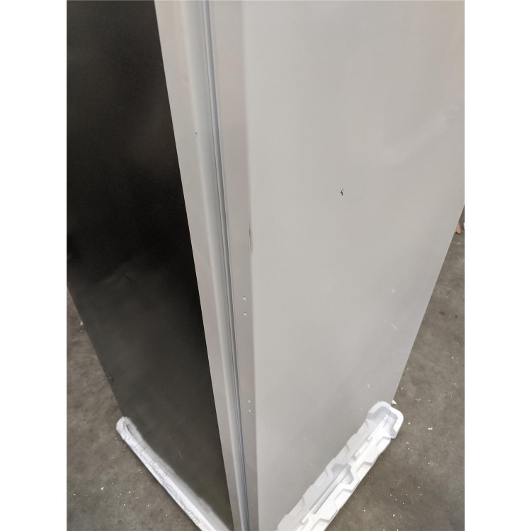 Refurbished Hotpoint HSZ18011UK Integrated In- Column 262 Litre Tall Fridge With Icebox