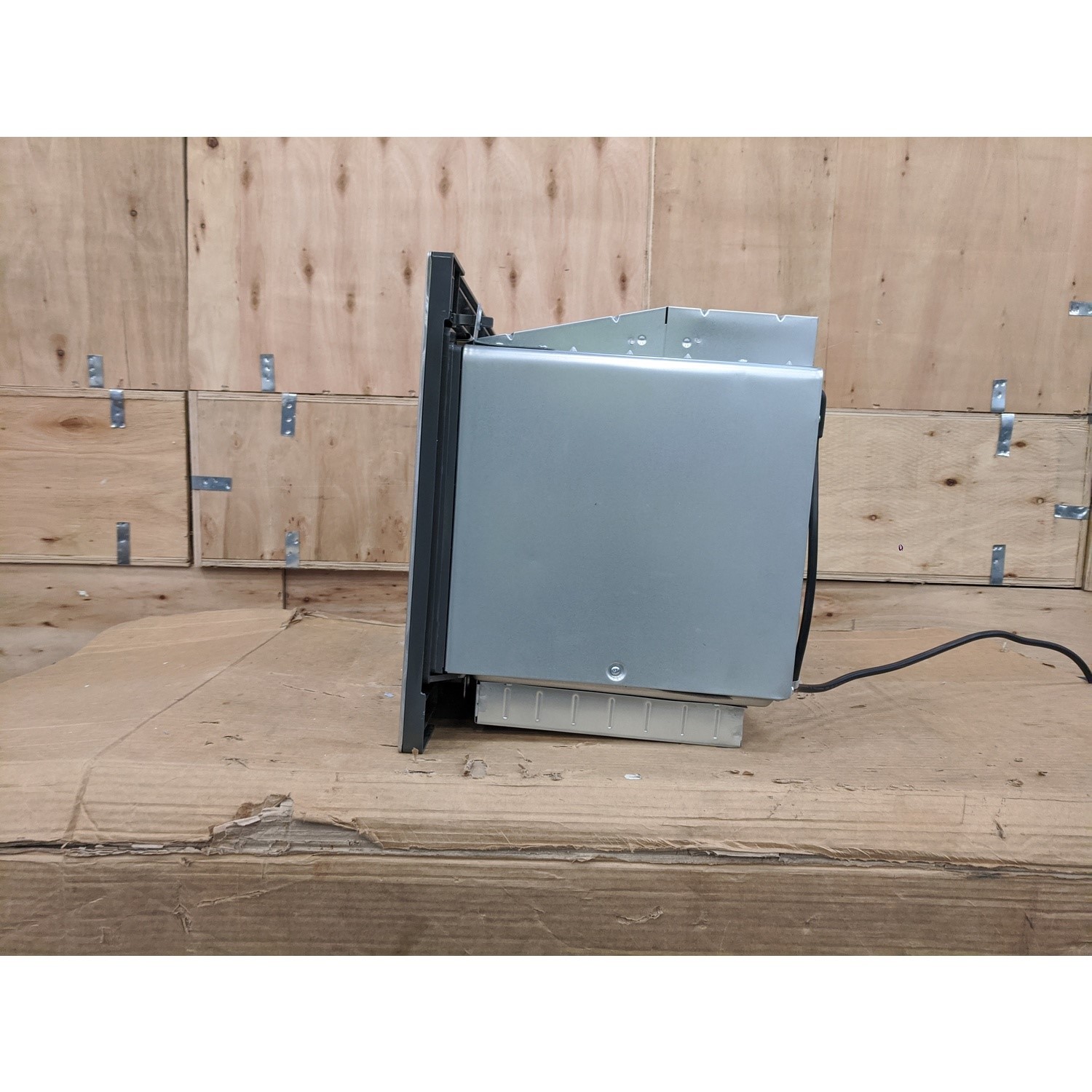 Refurbished Bosch Serie 2 HMT75M551B Built In 17L 800W Microwave Stainless Steel