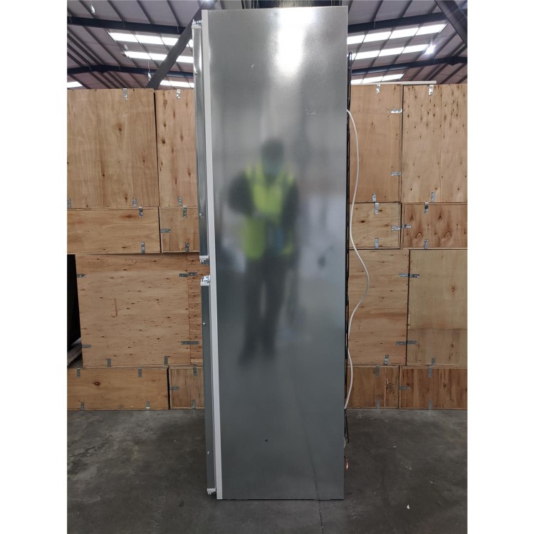Refurbished Neff KI5852SF0G 50-50 Low Frost Sliding Rail Integrated Fridge Freezer