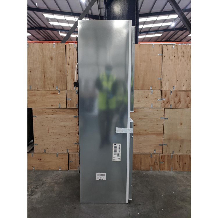 Refurbished Neff KI5852SF0G 50-50 Low Frost Sliding Rail Integrated Fridge Freezer