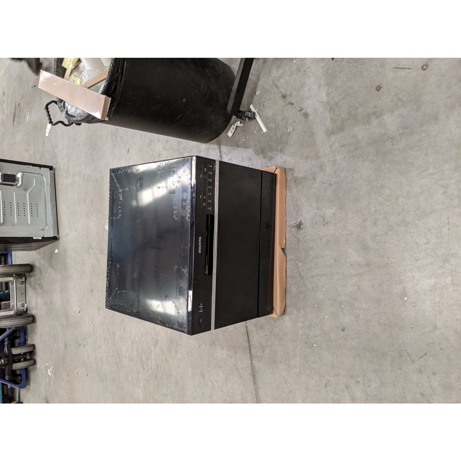 Refurbished electriQ EQDWTTB 6 Place Integrated Table Top Dishwasher Black 78094178/1/EQDWTTB