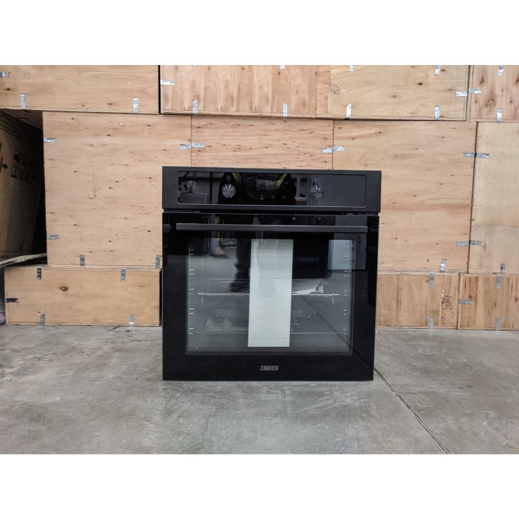 Refurbished Zanussi ZOCND7K1 60cm Single Built In Electric Oven
