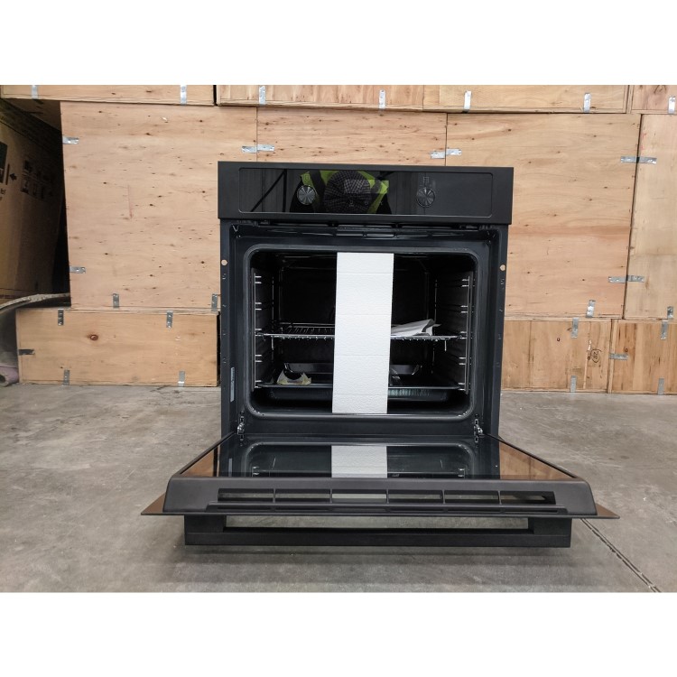 Refurbished Zanussi ZOCND7K1 60cm Single Built In Electric Oven