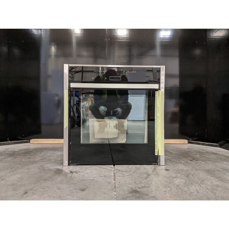 Refurbished Neff N70 B57CR22N0B 60cm Single Built In Electric Oven
