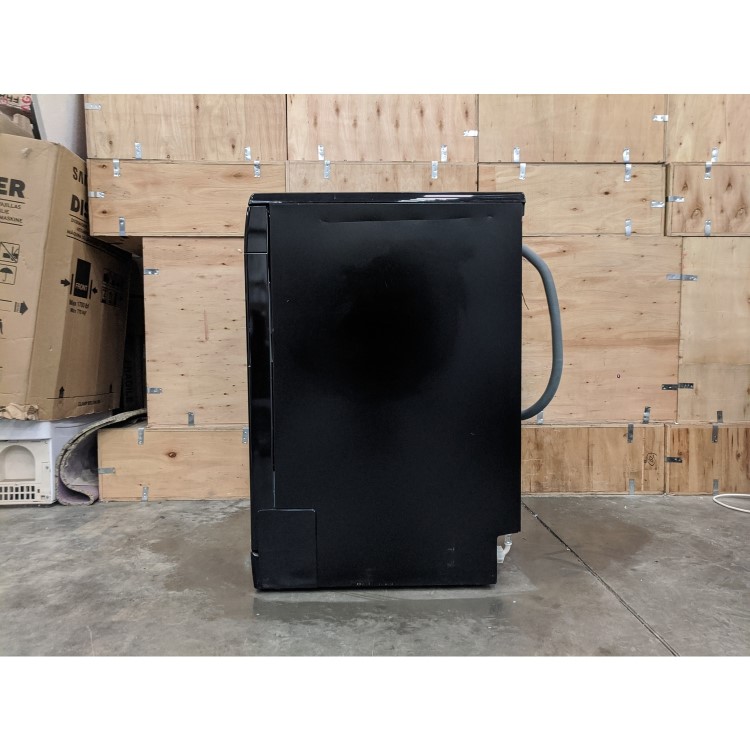 Refurbished Indesit DFE1B19BUK 13 Place Freestanding Dishwasher Black