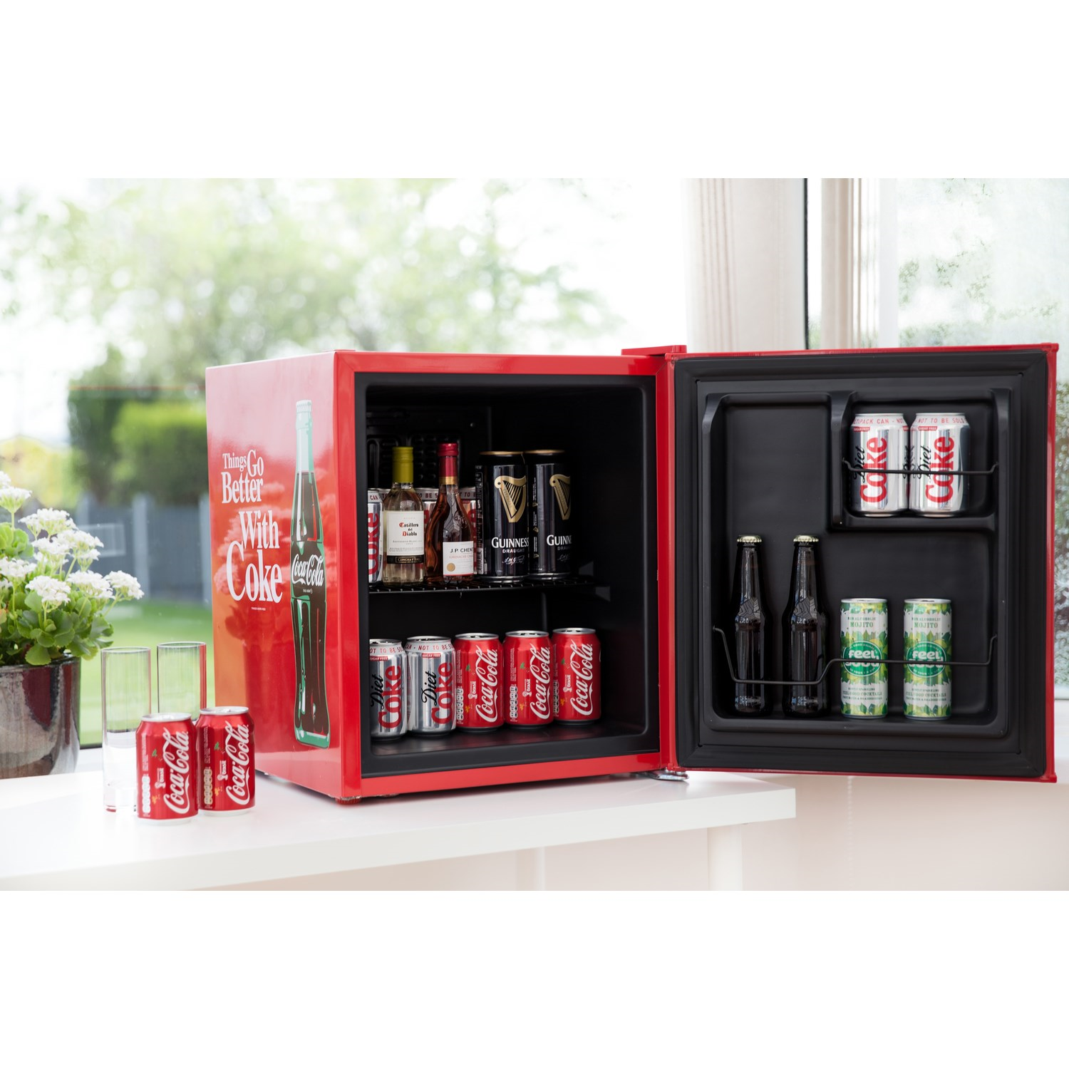 Husky mini 2024 fridge coca cola