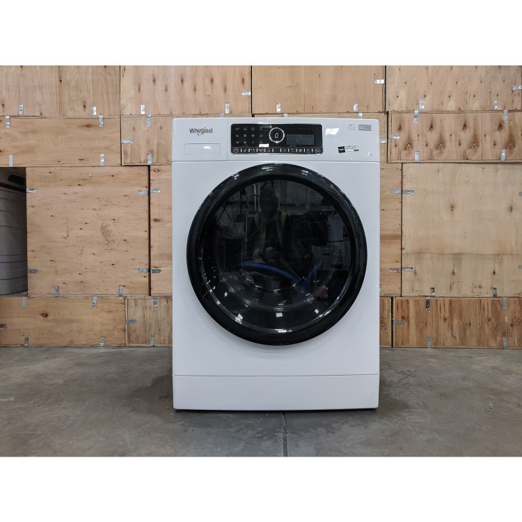 Refurbished Whirlpool FSCR12441 Freestanding 12KG 1400 Spin Washing Machine White