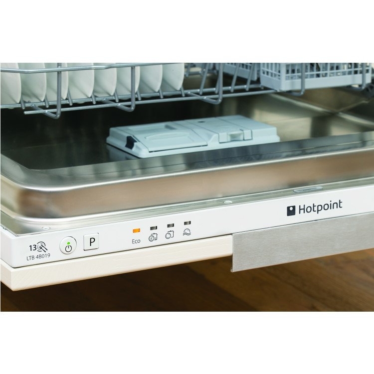 GRADE A2 - Hotpoint Aquarius LTB4B019 13 Place Fully Integrated Dishwasher with Quick Wash - White