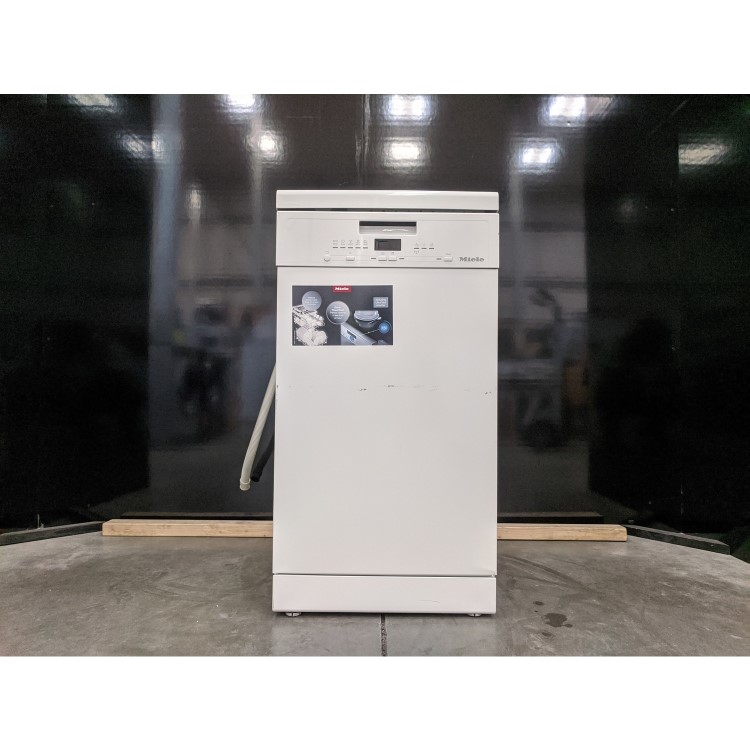 Refurbished Miele G5430SCWH 9 Place Freestanding Dishwasher White