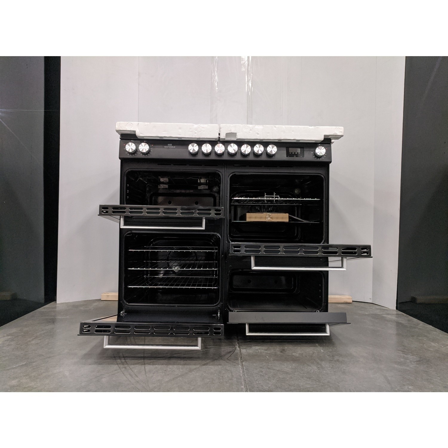 Refurbished New World NW100RCIX 100cm Dual Fuel Range Cooker Stainless