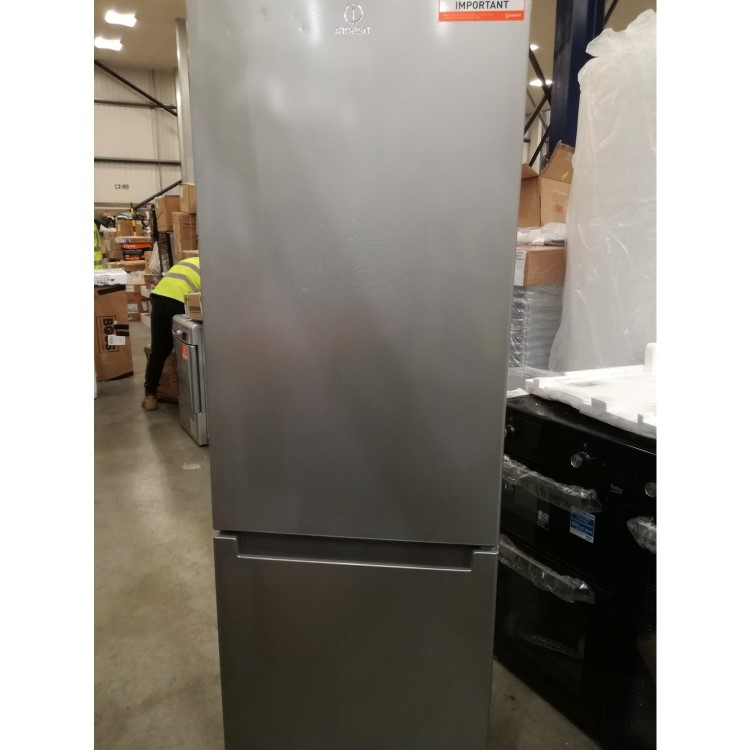 GRADE A2 - Indesit 339L Freestanding Fridge Freezer - Silver