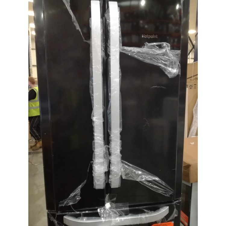 Refurbished Hotpoint FFU3DK1 Freestanding  446 Litre 55/45 Fridge Freezer Black