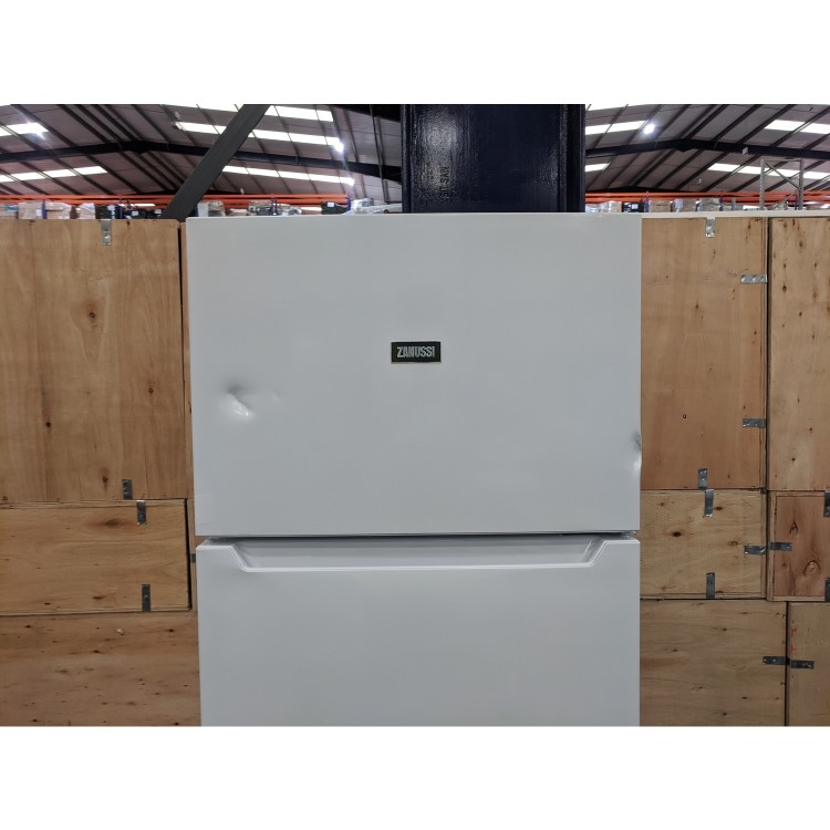 Refurbished Zanussi ZTAN28FW0 Freestanding 242 Litre 80/20 Fridge Freezer White