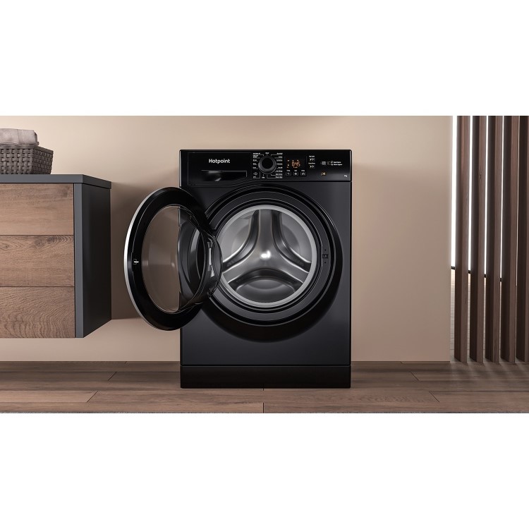 Hotpoint Anti-Stain 7kg 1400rpm Washing Machine – Black
