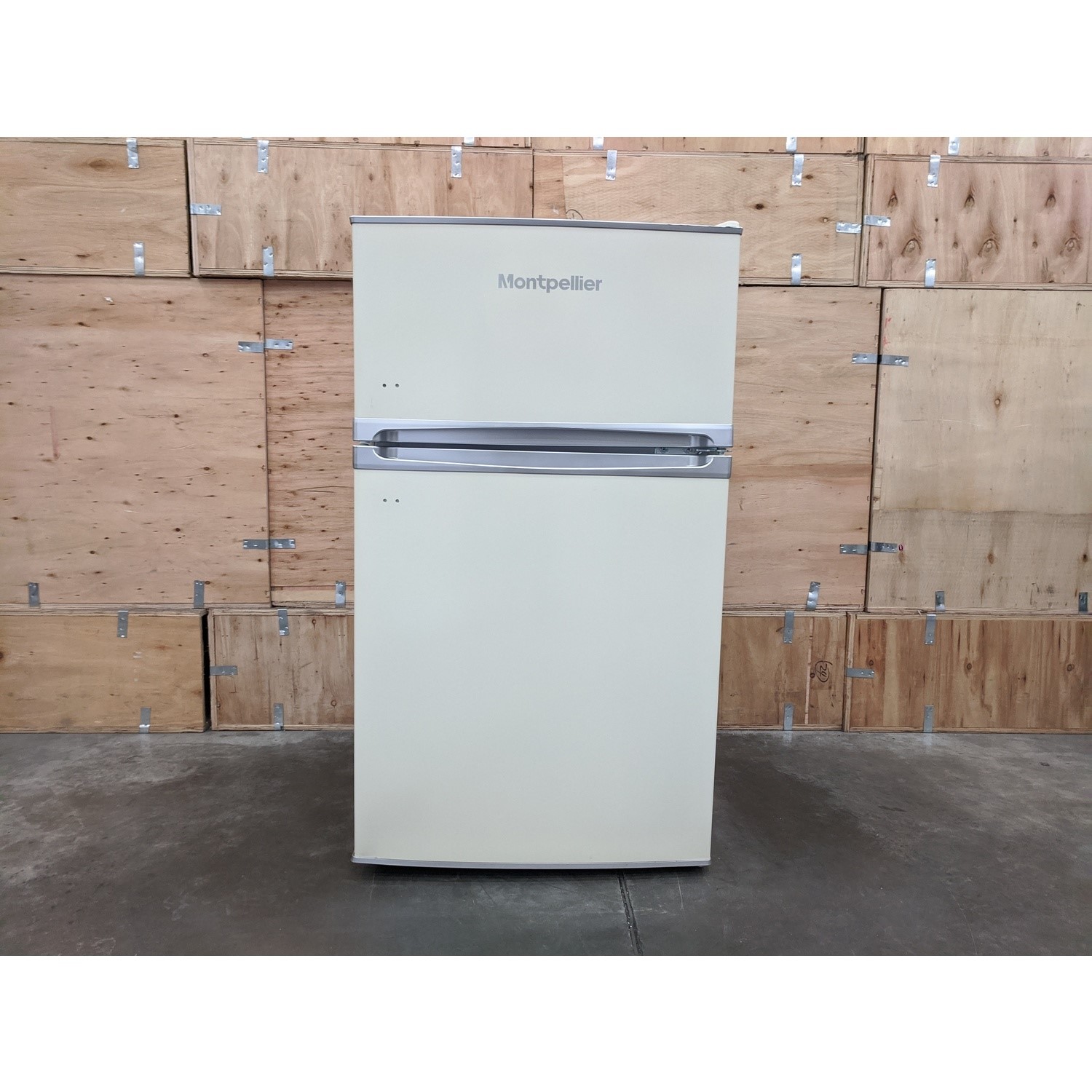 Refurbished Montpellier MAB2035C Freestanding 70/30 Mini Retro Under