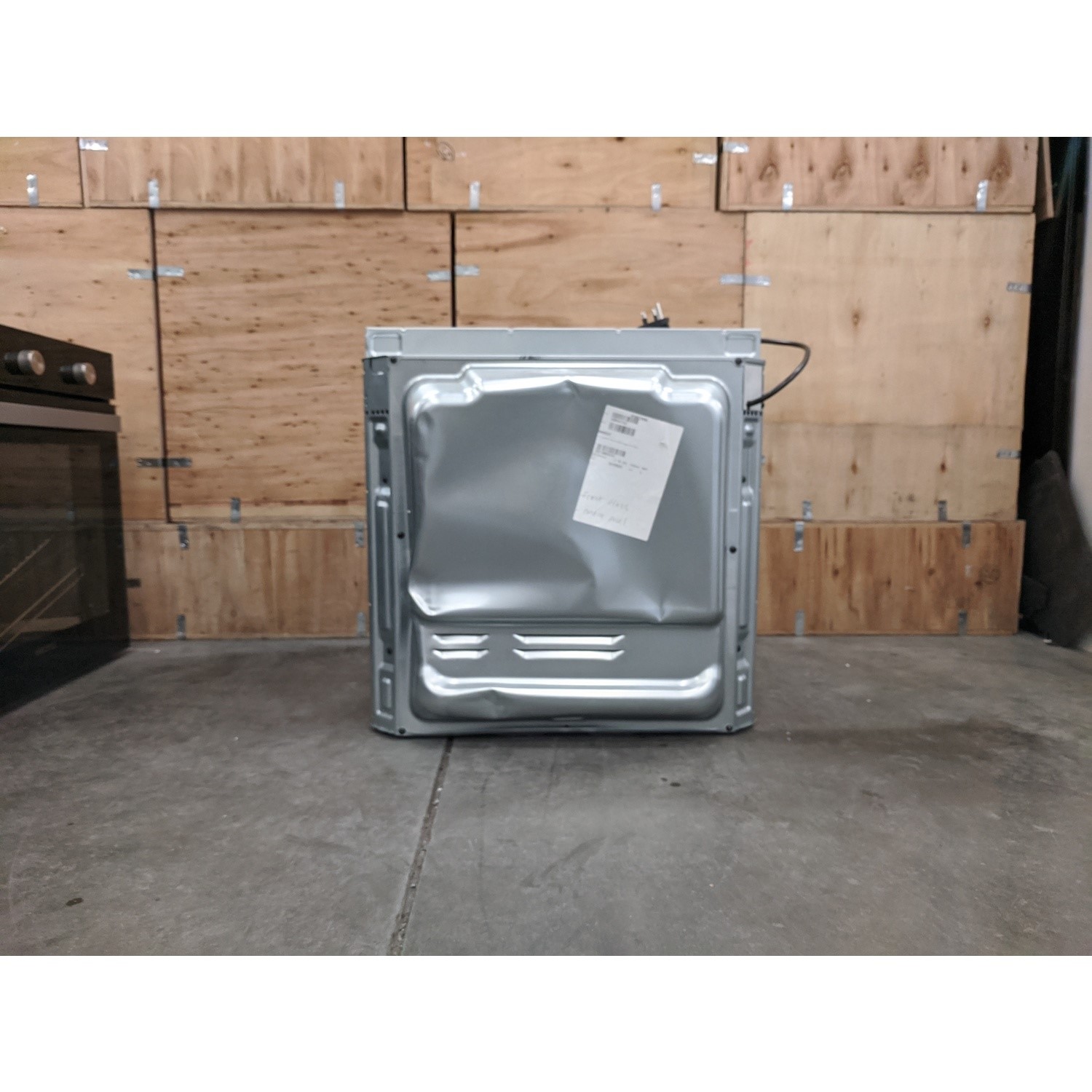 Refurbished Indesit Aria IFW6330BL 60cm Single Built In Electric Oven