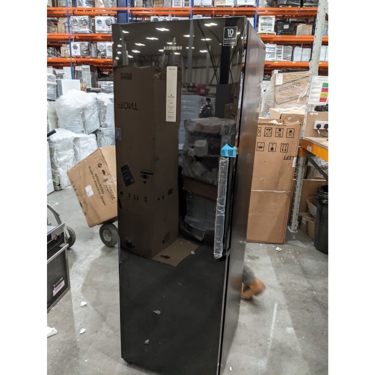 Refurbished Samsung RZ32M7125BN Freestanding 323 Litre Upright Freezer Black
