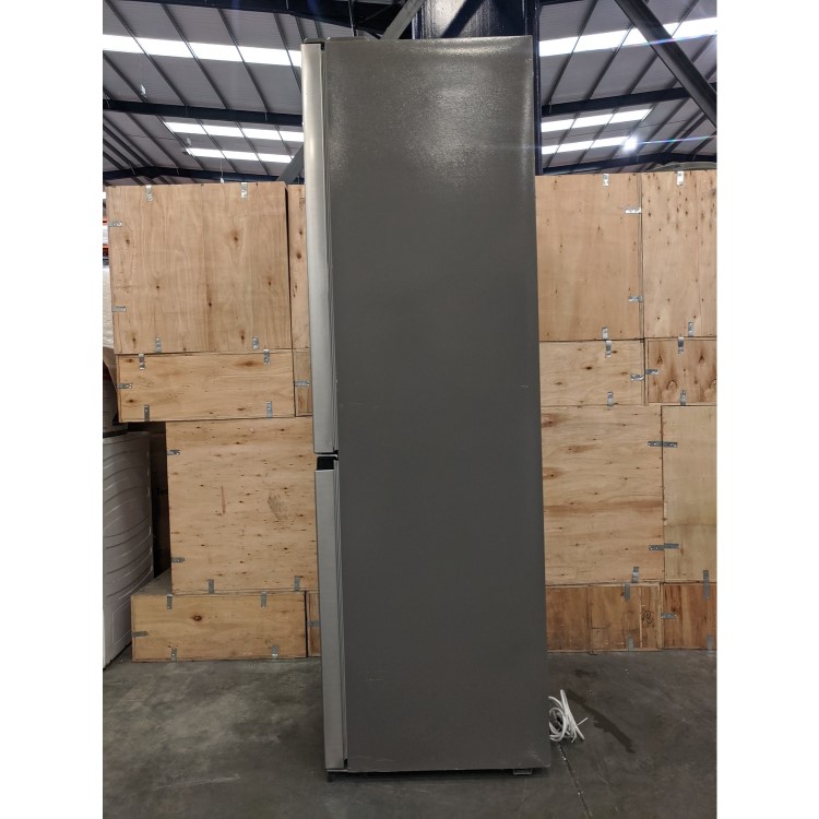 Refurbished Hisense RB390N4WC1 Freestanding 300 Litre 60/40 Frost Free Fridge Freezer Silver