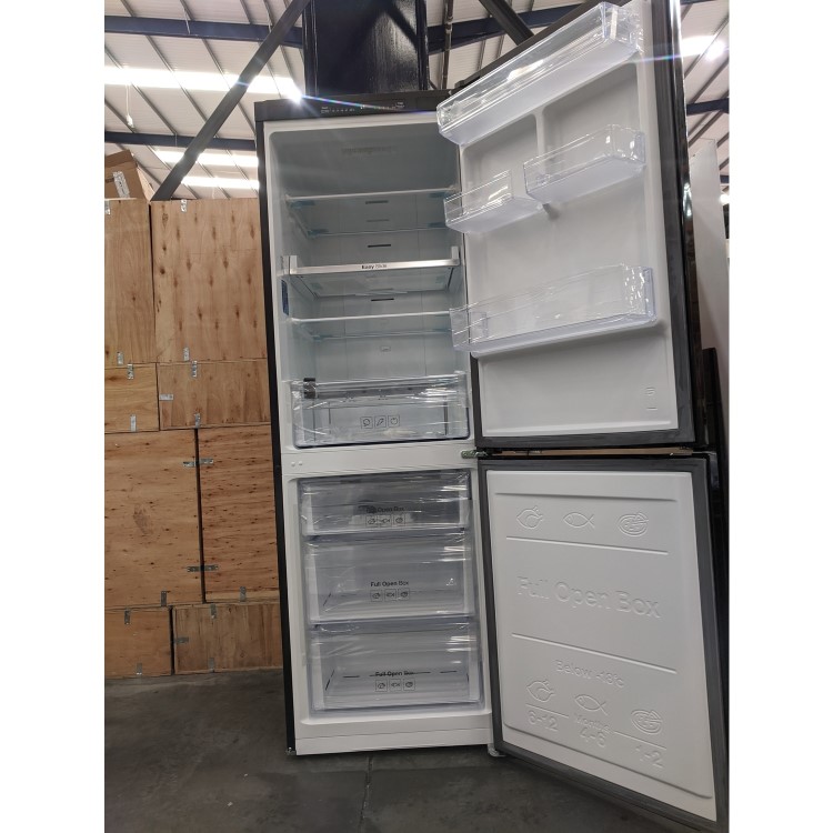 Refurbished Samsung RB29FSRNDBC Freestanding 290 Litre 60/40 Fridge Freezer Black