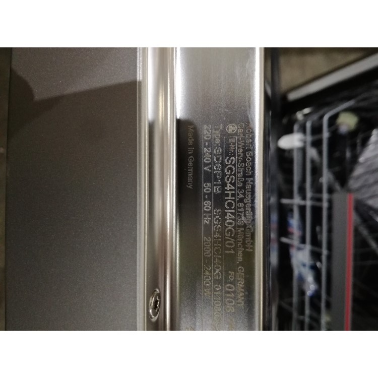 Refurbished Bosch Serie 4 SGS4HCI40G 14 Place Freestanding Dishwasher Stainless Steel