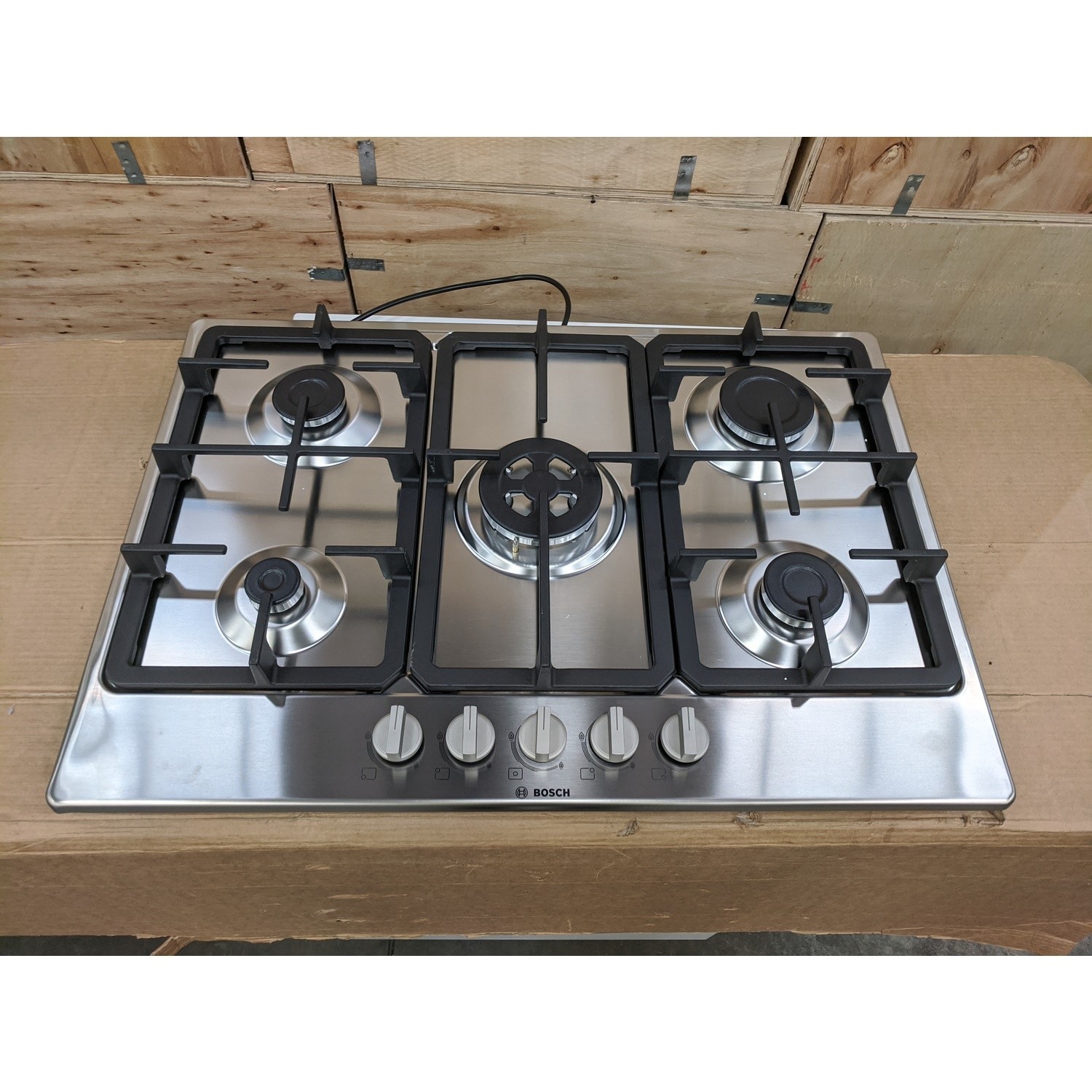 Refurbished Bosch Serie 4 PGQ7B5B90 75cm 5 Burner Gas Hob Stainless
